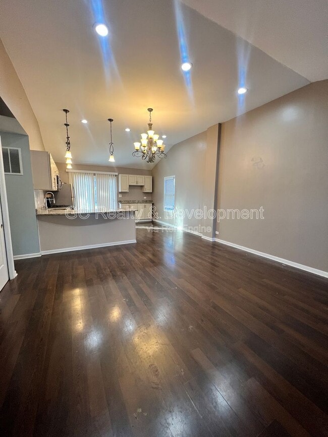 3001 75th St in Woodridge, IL - Building Photo - Building Photo