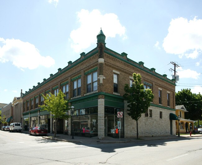 319 South St