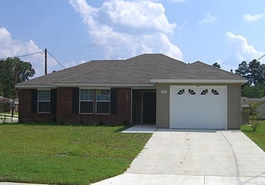 Oakwood Estates in Hammond, LA - Foto de edificio