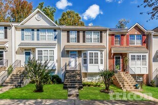 11012 Mary Digges Pl in Upper Marlboro, MD - Building Photo