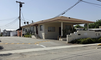 955 Inland Center Dr Apartments