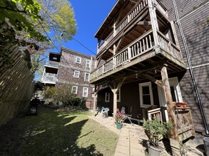 30 Cambridge Ter, Unit 2 in Cambridge, MA - Foto de edificio - Building Photo