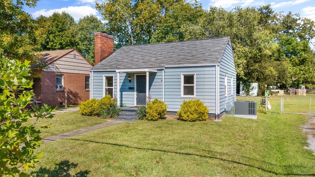 3312 Clearview St in Knoxville, TN - Building Photo