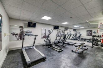 Nottingham Towers in Sarnia, ON - Foto de edificio - Building Photo