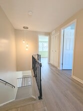 9 Willowick Dr in Fairport, NY - Building Photo - Building Photo