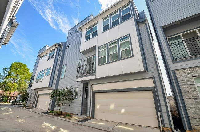 property at 5811 Fairdale Ln