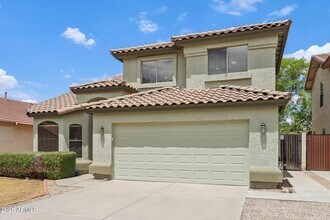 20734 N 38th St in Phoenix, AZ - Foto de edificio - Building Photo