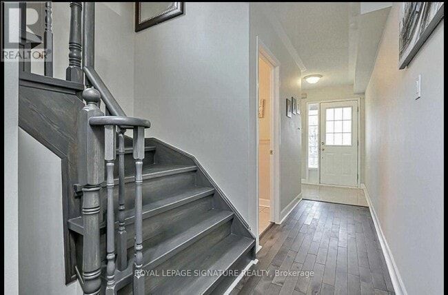 66 Coleridge Dr in Newmarket, ON - Building Photo - Building Photo