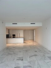 700 NE 26th Terrace in Miami, FL - Building Photo - Building Photo