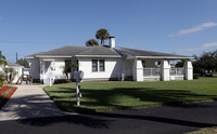 Palm Village in Bradenton, FL - Building Photo - Building Photo