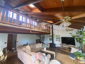 138 Serafin St in Carpinteria, CA - Building Photo - Building Photo