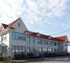 4926 San Jacinto St in Dallas, TX - Building Photo