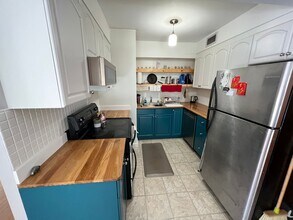 419A Atkinson Dr in Honolulu, HI - Building Photo - Building Photo