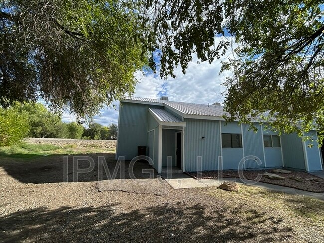 property at 560 N Sparn St