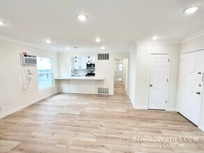 1206 Hayworth Ave-Unit -1 in West Hollywood, CA - Building Photo - Building Photo