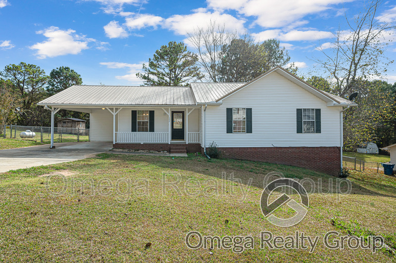 122 Eva Ln in Jacksonville, AL - Building Photo