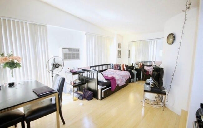 property at 12 Stoneholm St