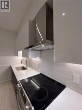 30 Cannon St W in Hamilton, ON - Building Photo - Building Photo