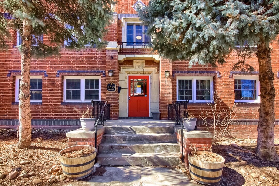 1365 Corona St in Denver, CO - Building Photo
