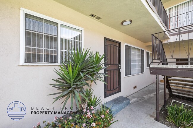 Sands Apartments in Gardena, CA - Building Photo - Building Photo