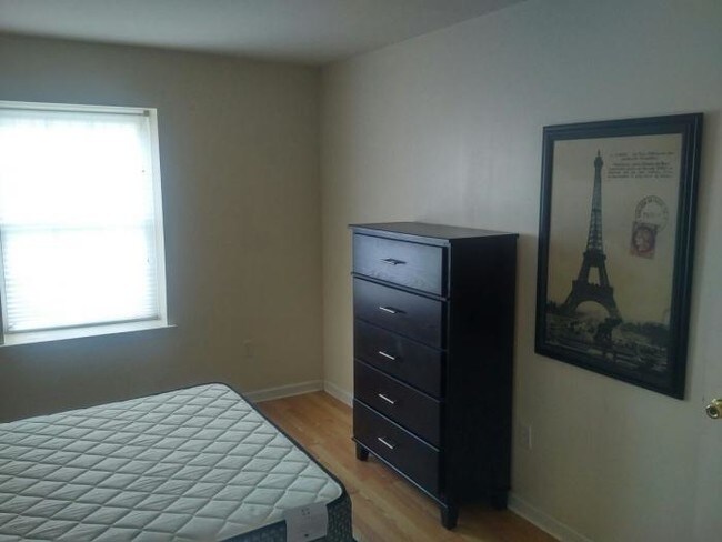 161 Sussex Ave in Newark, NJ - Building Photo - Building Photo