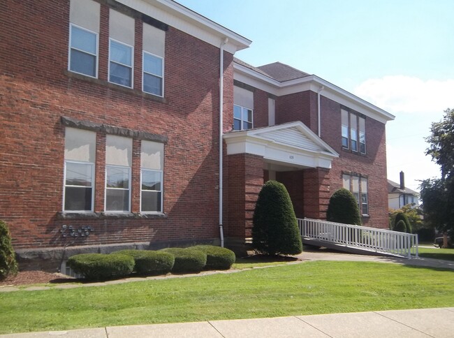 Latrobe Apartments in Latrobe, PA - Building Photo - Building Photo