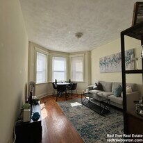 110 Peterborough St, Unit 124 #9 in Boston, MA - Building Photo