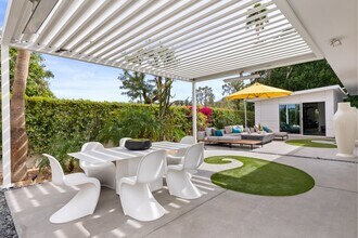 48674 Vista Viejo Dr in Palm Desert, CA - Building Photo - Building Photo