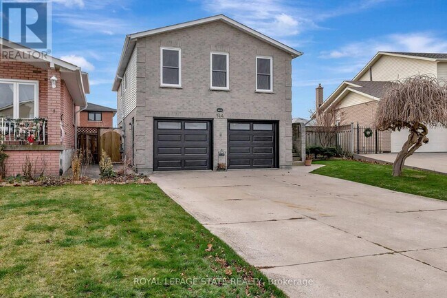 144 Ravenbury Dr in Hamilton, ON - Building Photo - Building Photo