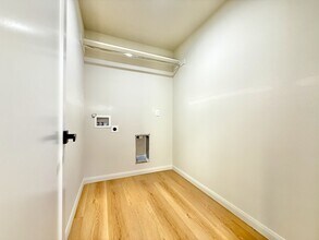 2009 W Easton Ct in Tulsa, OK - Building Photo - Building Photo