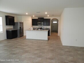 2034 Capital Dr SE in Palm Bay, FL - Building Photo - Building Photo