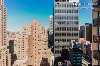 235 W 48th St in New York, NY - Building Photo - Building Photo