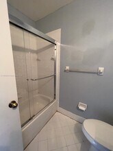 1109 SW 44th Way in Deerfield Beach, FL - Building Photo - Building Photo