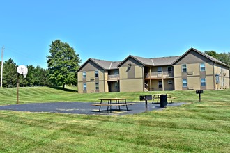 Bavarian Village Apartments in Olathe, KS - Building Photo - Building Photo