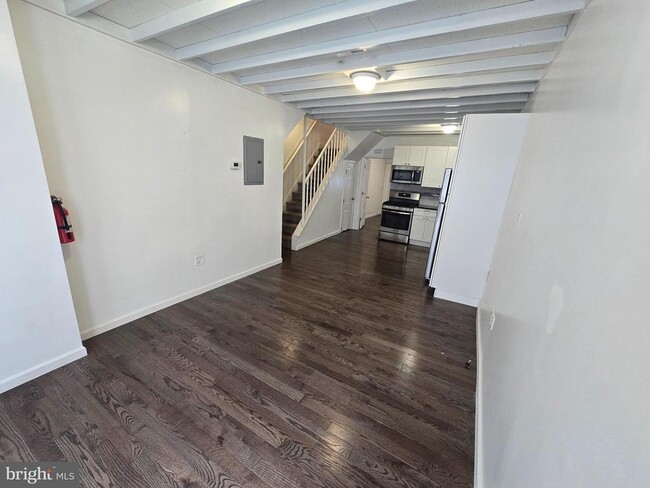 property at 712 S Randolph St