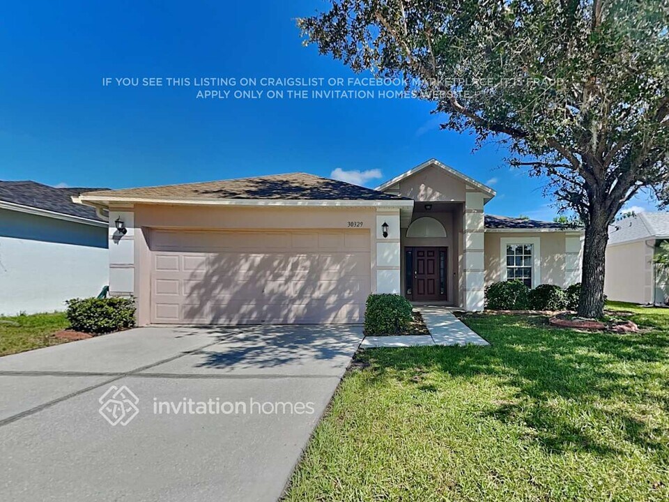 30329 Rattana Ct in Wesley Chapel, FL - Building Photo