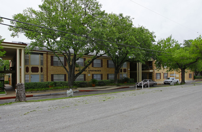 Madonna Apartments in San Antonio, TX - Building Photo - Building Photo