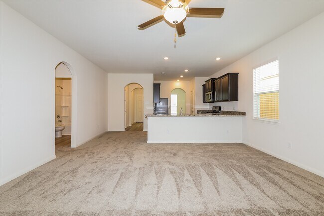 26865 Steinbeck Dr in Magnolia, TX - Building Photo - Building Photo