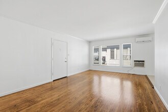 722 1/2 N Edinburgh Ave, Unit 722.5 in Los Angeles, CA - Foto de edificio - Building Photo