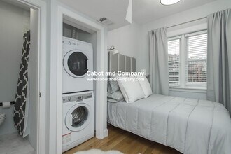 193 Warren Ave, Unit 1 in Boston, MA - Building Photo - Building Photo