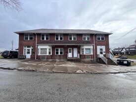 188 Pennsylvania Ave in Clairton, PA - Building Photo