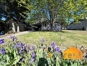 542 Pearl St in Medford, OR - Foto de edificio - Building Photo