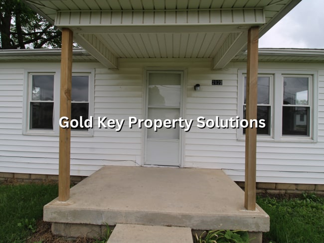 2122 S Hoyt Ave in Muncie, IN - Building Photo - Building Photo