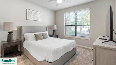 5810 Worth Pkwy, Unit 1199 in San Antonio, TX - Foto de edificio - Building Photo