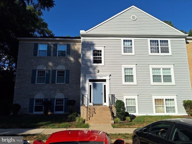property at 12219 Chaucer Ln