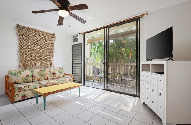 76-6246-6246 Ali‘i Dr in Kailua Kona, HI - Building Photo - Building Photo