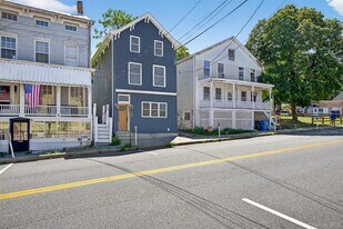 165 W Main St, Unit 1 in Goshen, NY - Building Photo