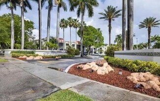 7923 SW 104th St in Miami, FL - Building Photo