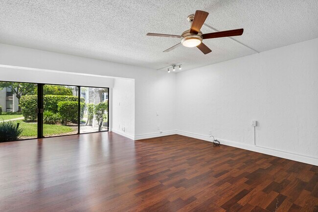 6612 Spring Bottom Way in Boca Raton, FL - Building Photo - Building Photo