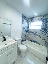 3731 SW 58th Terrace in Davie, FL - Building Photo - Building Photo
